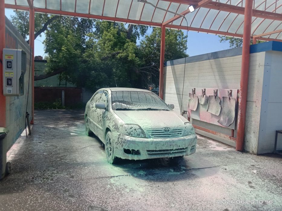 Продам автомобиль Тойота Карола