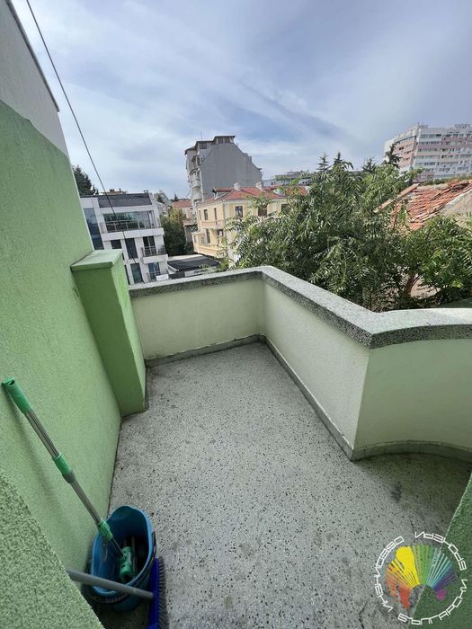 Дава се под наем Двустаен апартамент в Бургас, Център - 70 кв.м за 382.5 € - Снимка #2