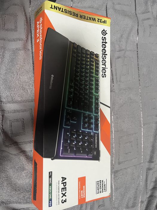 Клавиатура steelseries APEX 3