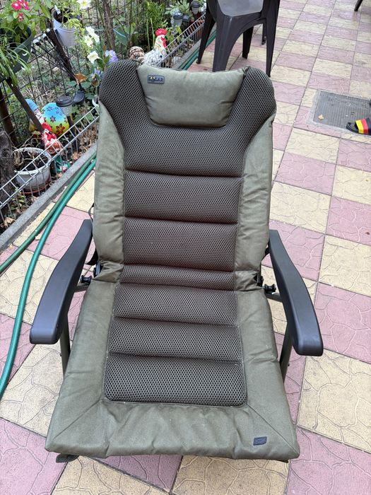Scaun pescuit,solar este nefolosit cumparat anul trecut !!!