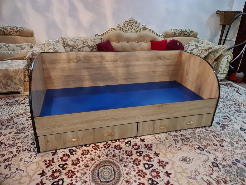 Кровать односпальные