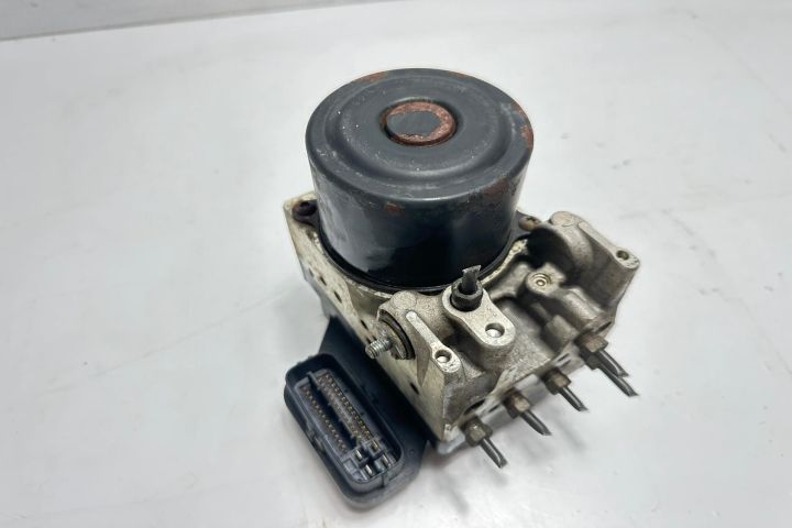Pompa ABS 4454042100 Toyota RAV4 a 3-a generatie