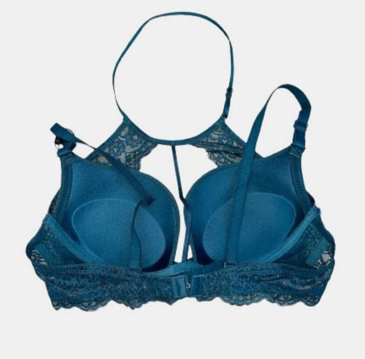 В наличии шикарный комплект нижниго белья