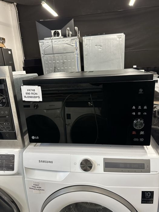 Cuptor cu microunde combinat LG MJ3965BPS