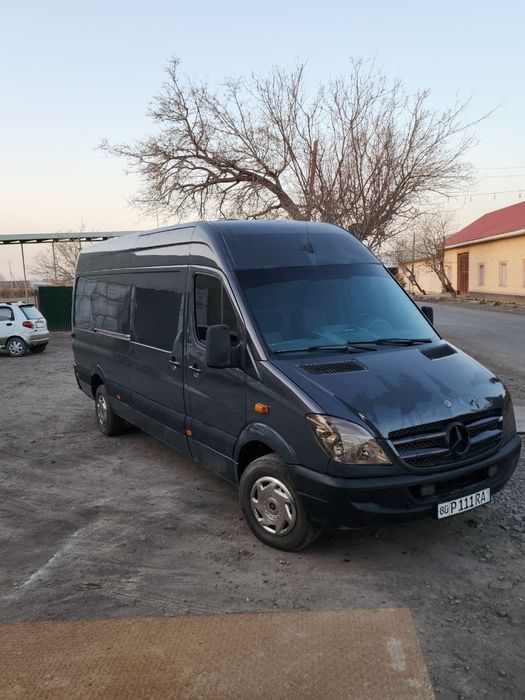 Mersdez Benz sprinter 2012 yil benzin metan gazi bor narxi 17.000 $ ke