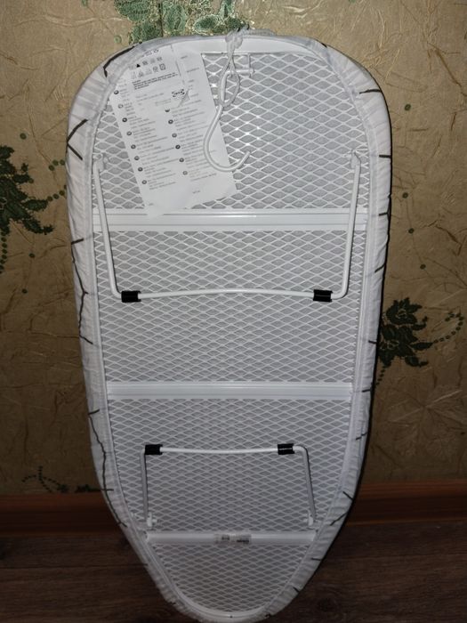 Продам гладильную доску Икея