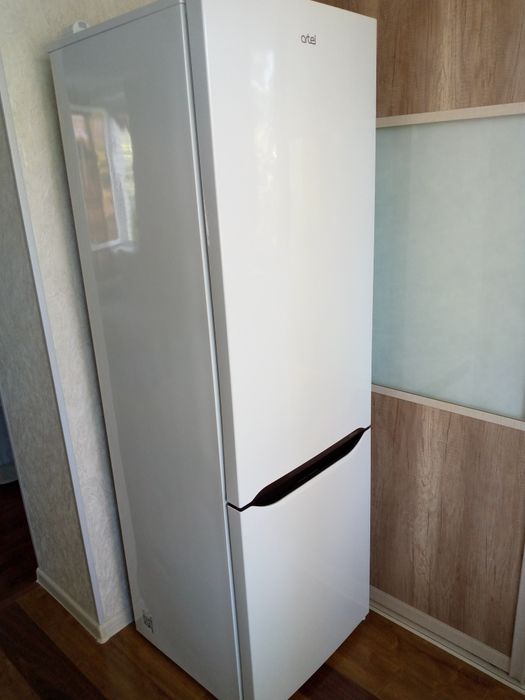 Продам холодильник новый