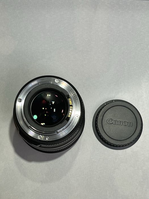 Obiectiv Canon EF 24 mm F1.4L II