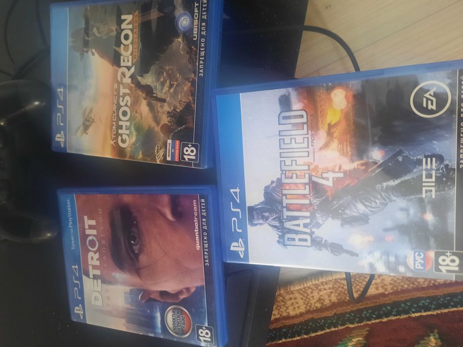 Плестейшн 4.  500пам.