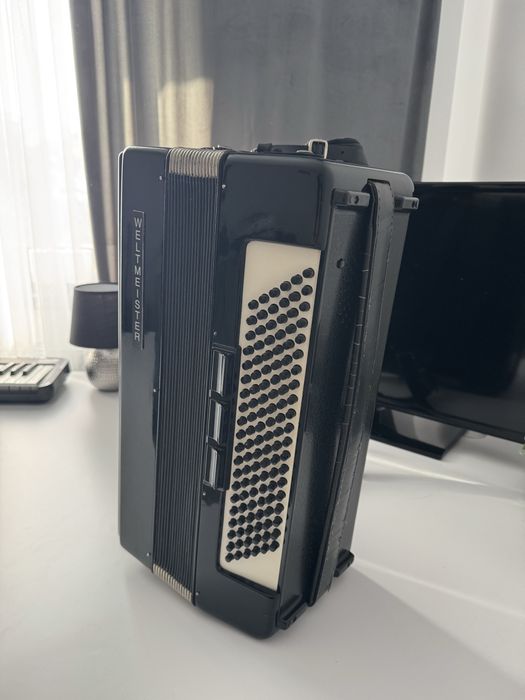 Weltmeister Stella impecabil