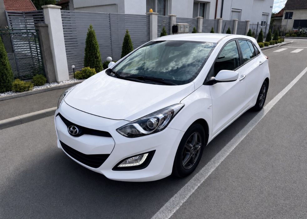 HYUNDAI i30 2012 — imagine 2