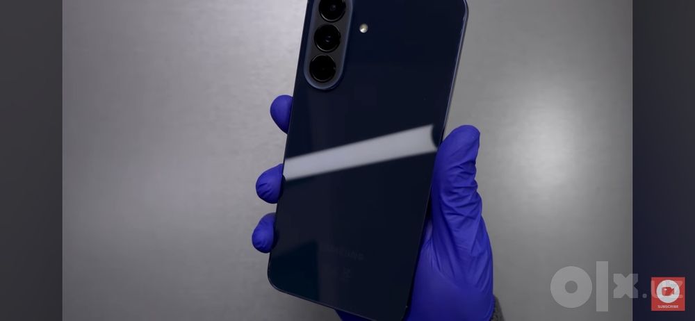 Samsung A57 xotira256 Gb xolati ideal  karopkasi bor bir qöl ishlatilg