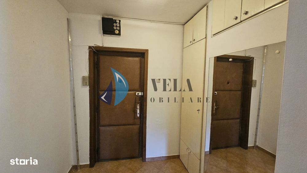 Apartament 3 camere, Cornisa, AC