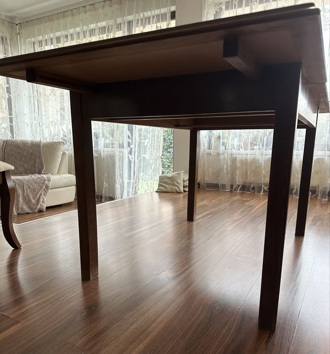 Masa de sufragerie de stejar (LxlxH): 130x90x80 si extins 190x90x80