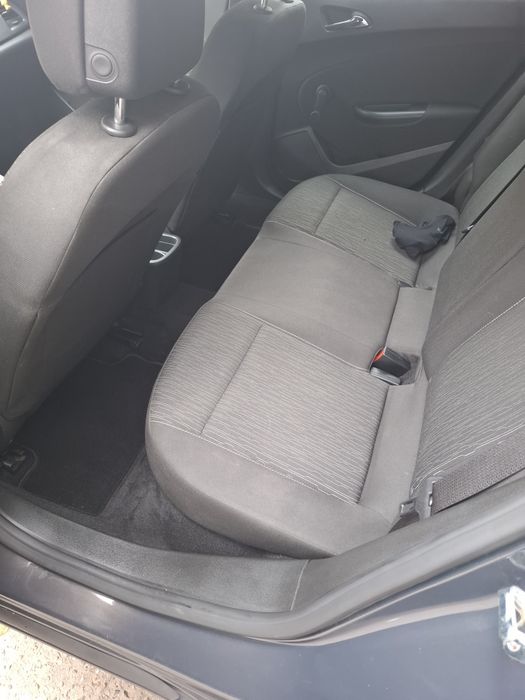 Opel astra ecoflex 2012