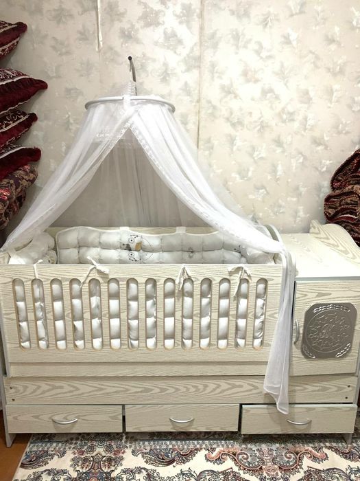 Детский кровать почти новый