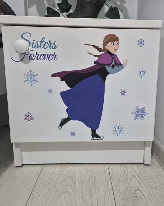 Dormitor model prințese