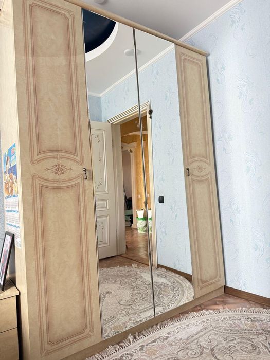 Спальный гарнитур