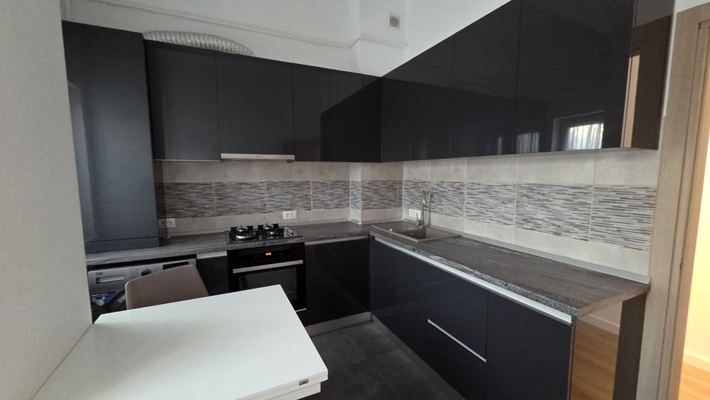 Închiriez Apartament 2 camere