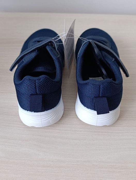 Adidași băieți mărimea 30 - NOI