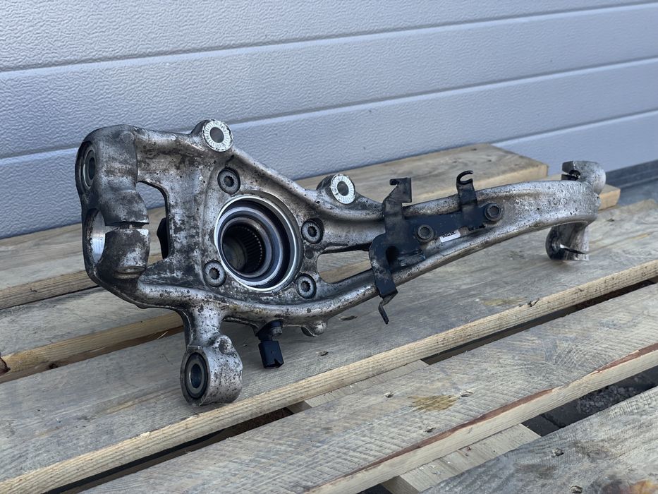 Преден ляв шенкел AUDI Q5 / SQ5 80A407559