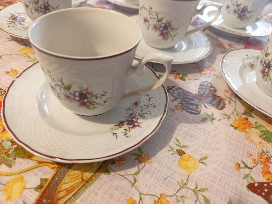 Vând set cești cafea
