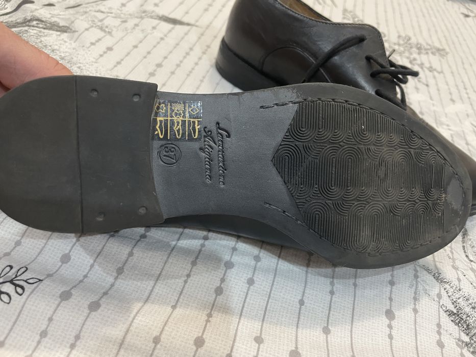 Vând pantofi damă din piele naturală,impecabili, 37