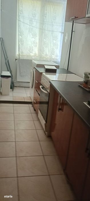Apartament parter/piața Iancului