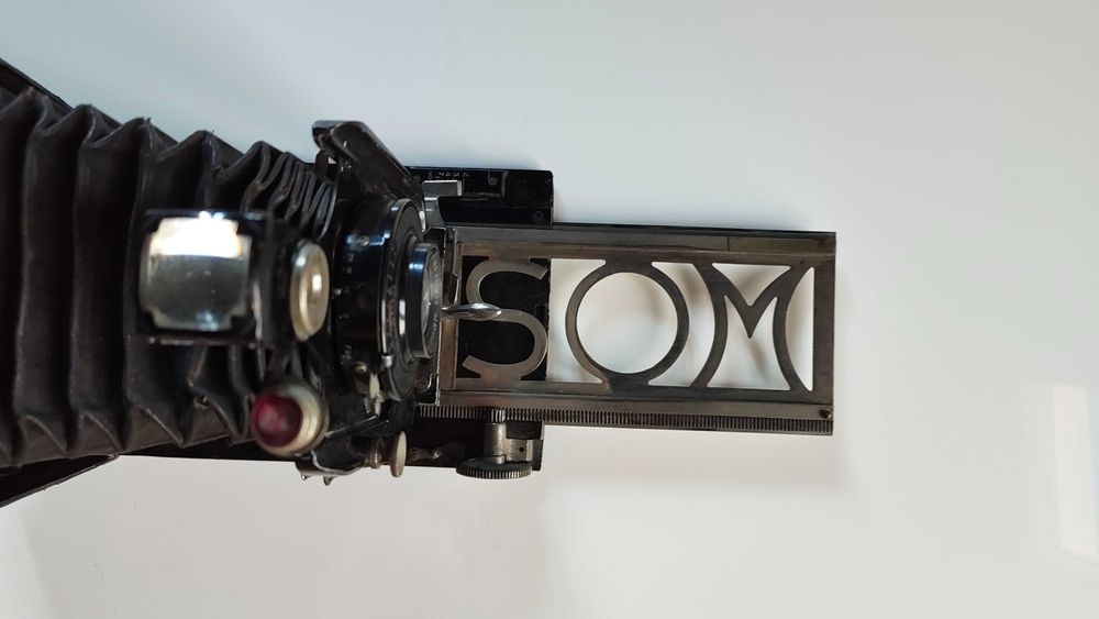 Camera vintage large format 9x12