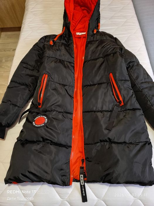 Продавам чисто ново зимно яке.