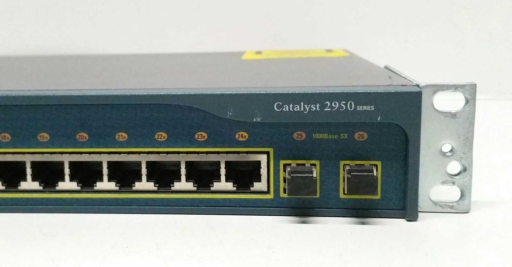 Cisco Catalyst 2950C-24 Switch Managed 24 Port + 2 Fiber