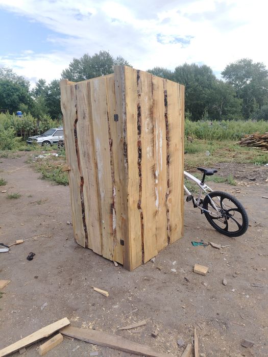 Уличные туалеты души из дерева