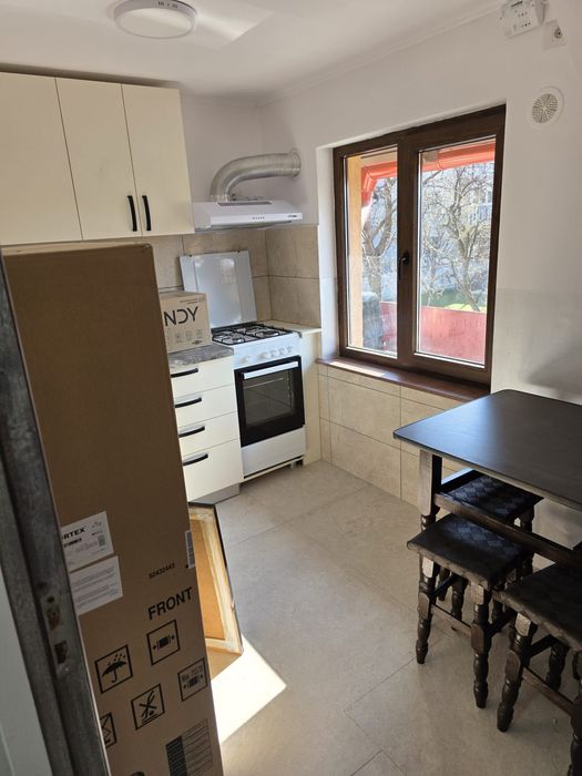 Inchiriez apartament cu 2 camere cu toate cheltuielile incluse in pret