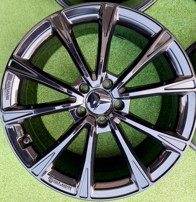 Продавам 4бр 19-ки джанти за Мерцедес W211,W212,W213,W214W221,W222,W223