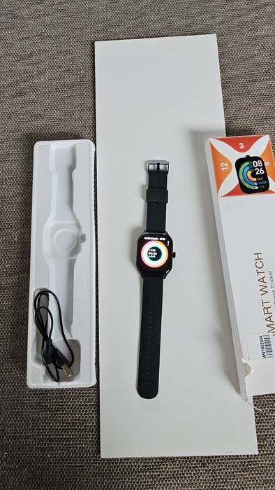 Смарт часовник/фитнес гривна