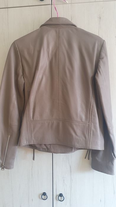 Страхотно яке от естествена кожа MANGO