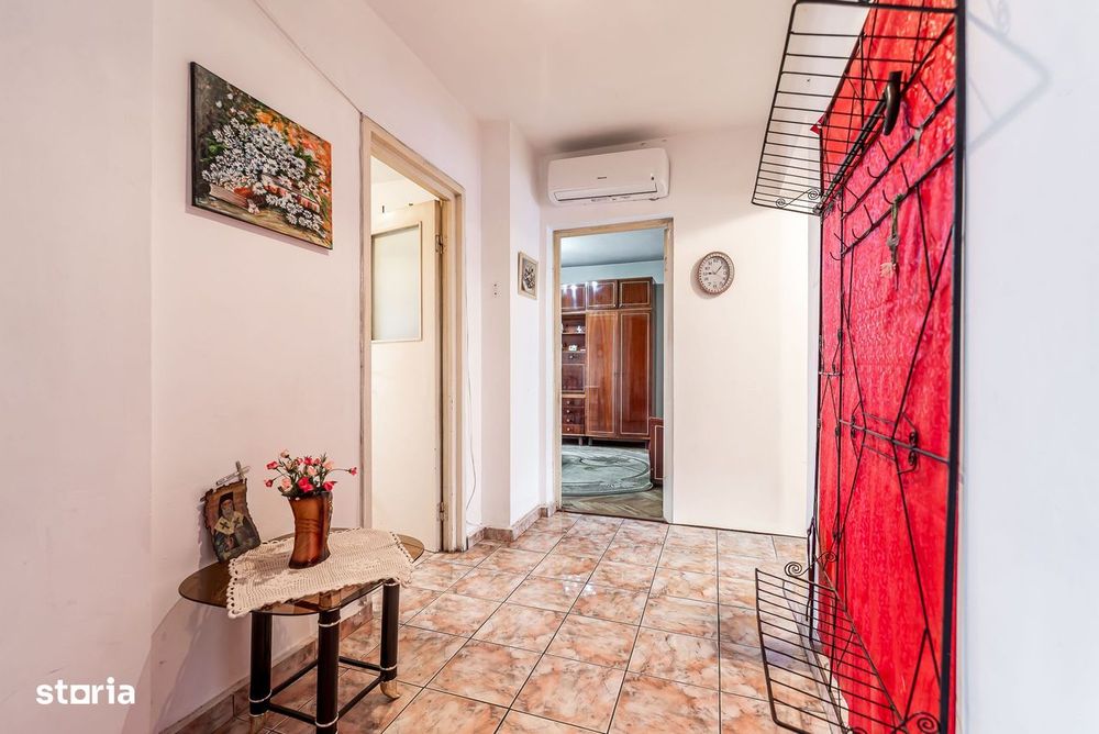 Apartament cu 4 camere decomandat cu vedere panoramica