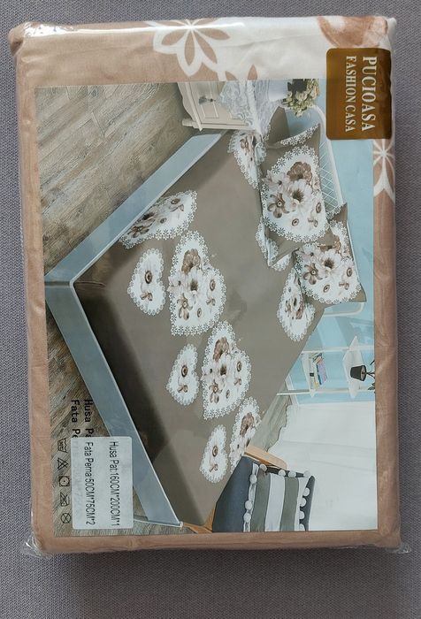 Husă de pat și fețe de pernă