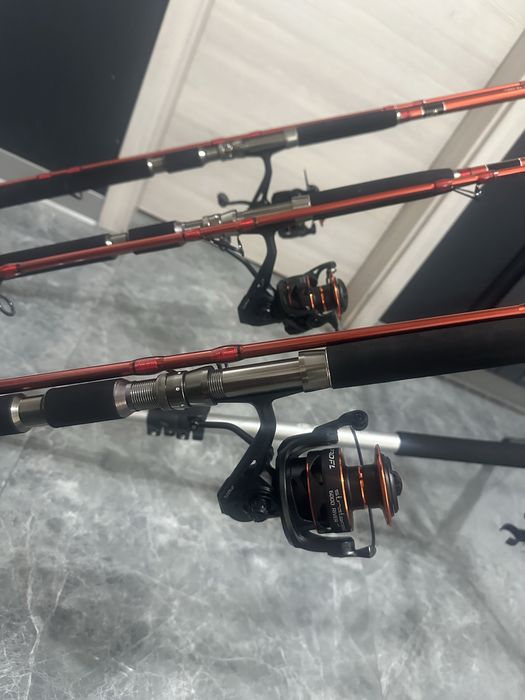 SET RIVER  3 Lansete FL Pro FLX River 3.00m/70-350g + 3 Mulinete Fl Strategist River 6000 10rulment + Tripod