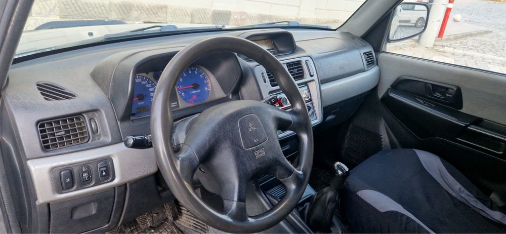MITSUBISHI Pajero Pinin 2002 — imagine 5