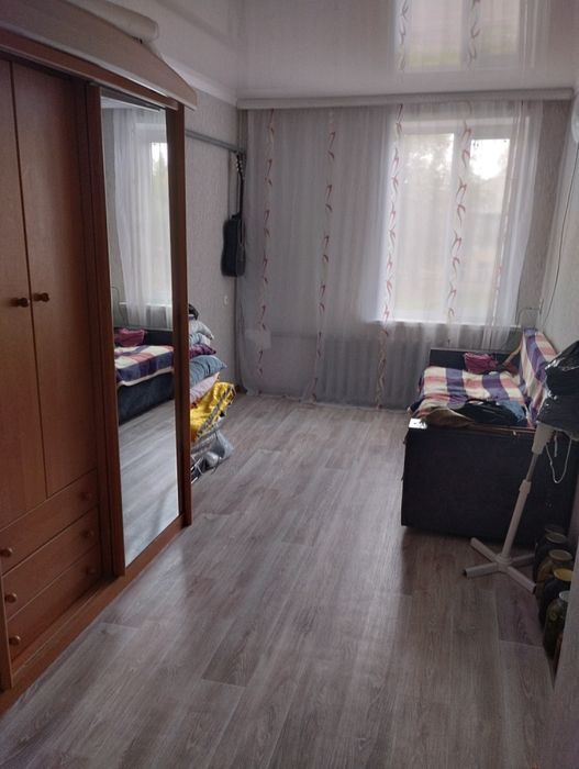 Продаю квартиру в Пришахтинске