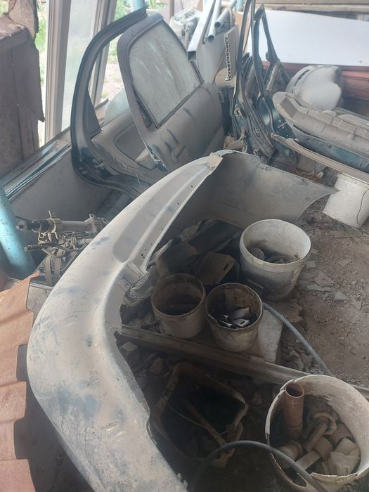 Запчасти на kia credos 1998