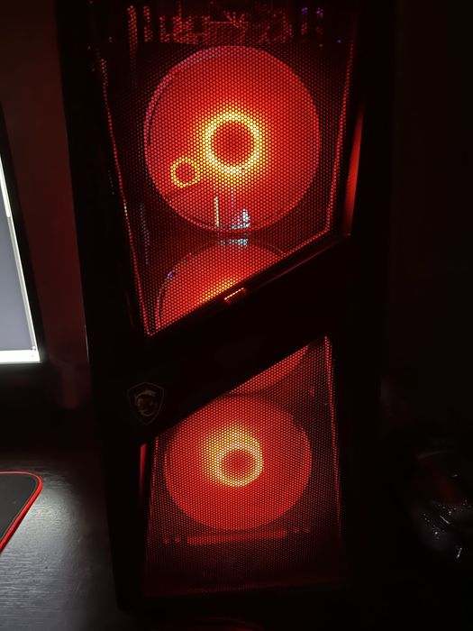 Игровой сетап системник + моник (i5 11400F, RTX 4060)