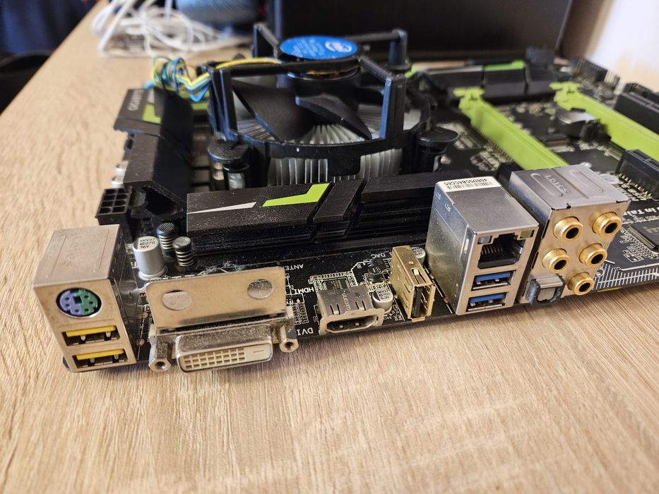 Kit socket 1151 Intel I5 7400 B150