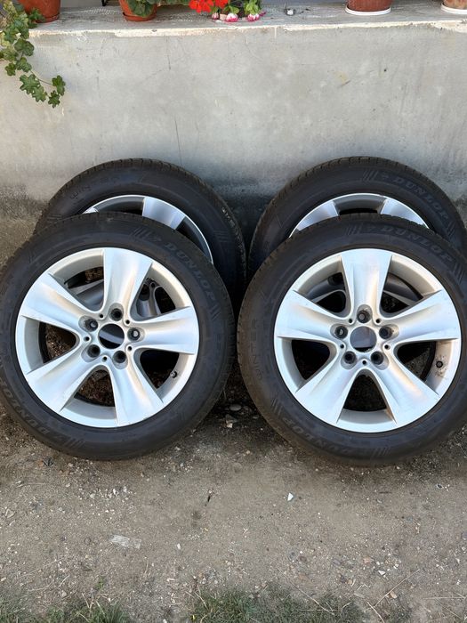 vand roti de bmw pe 17 cu cauciucuri de iarna dunlop M+S