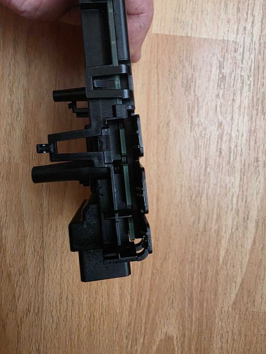 Модул за хидравлика Passat B6, 12 бутонен