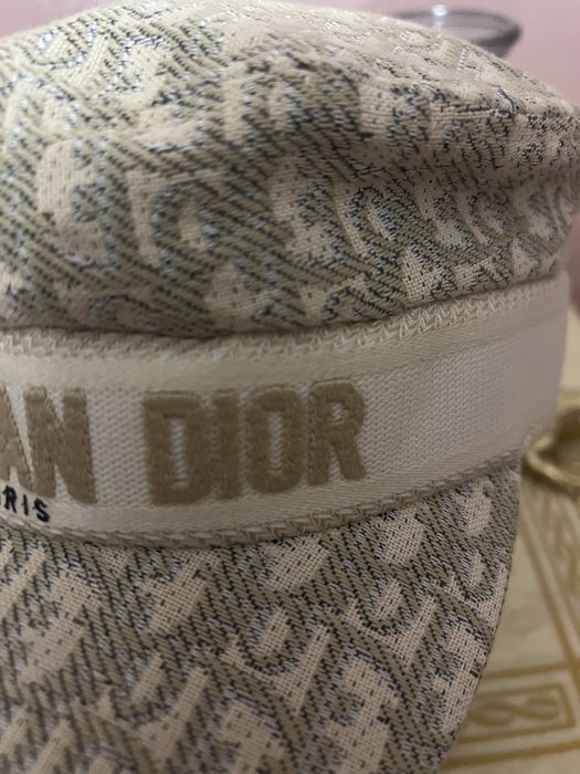 Кепка почти новая