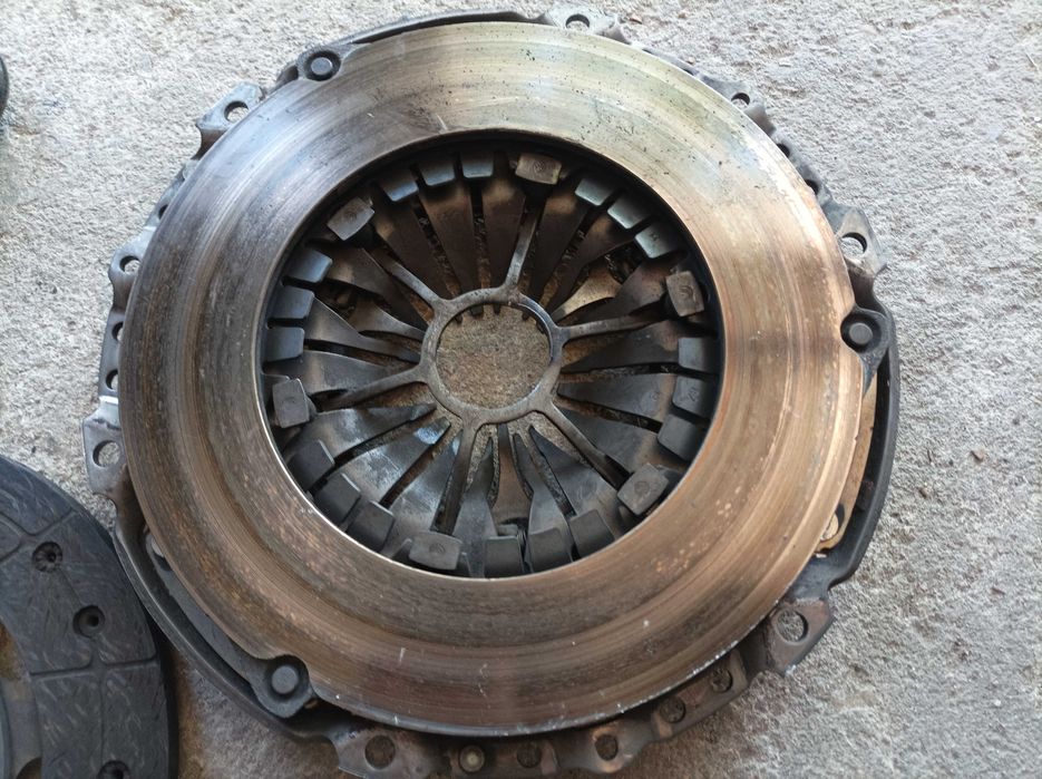 Съединител Peugeot 2.0 hdi 136 hp