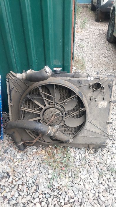 Основной радиатор на Монтеро