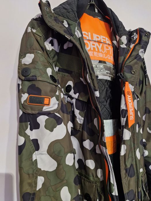 Geaca SUPERDRY size S-M